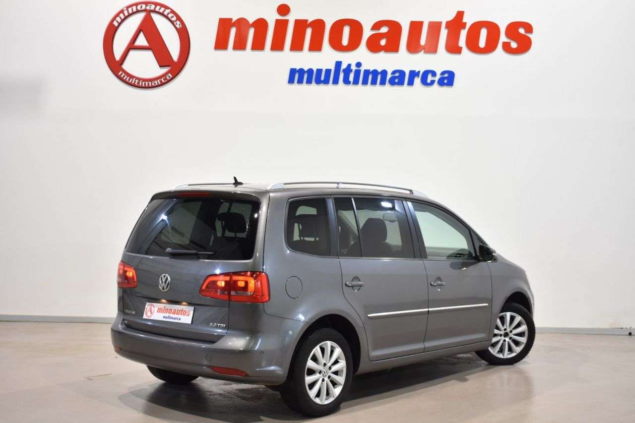 VW TOURAN en Minoautos
