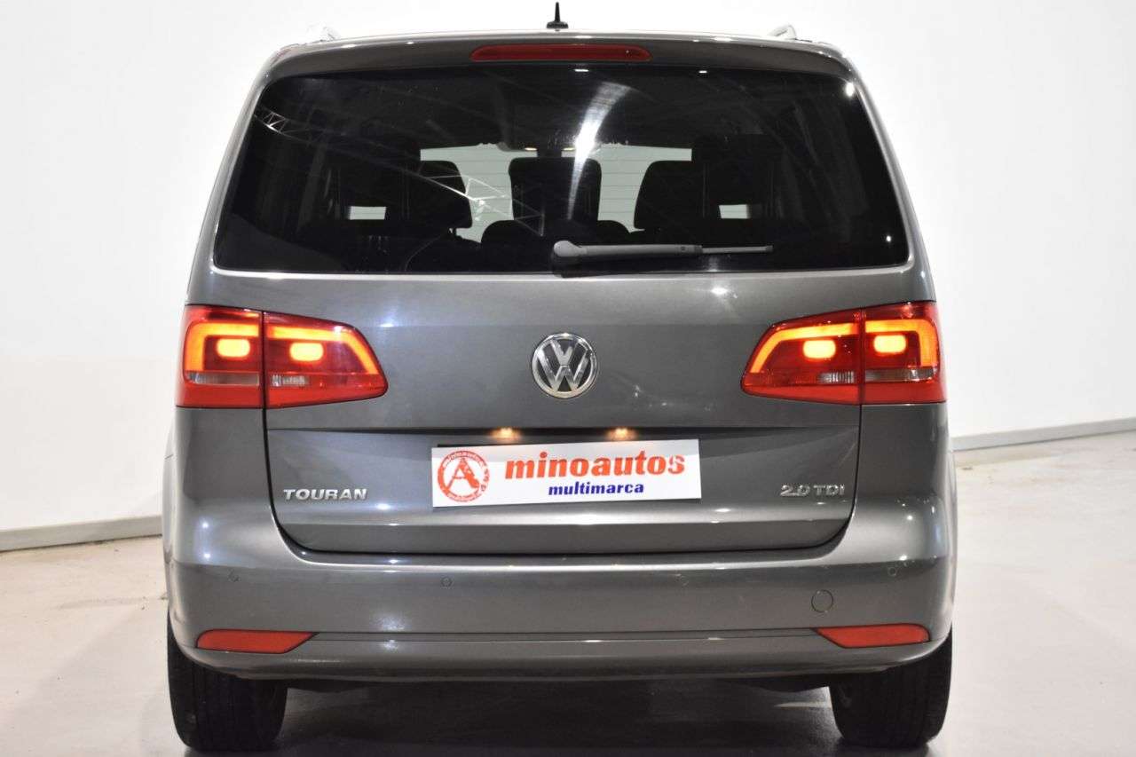VW TOURAN en Minoautos
