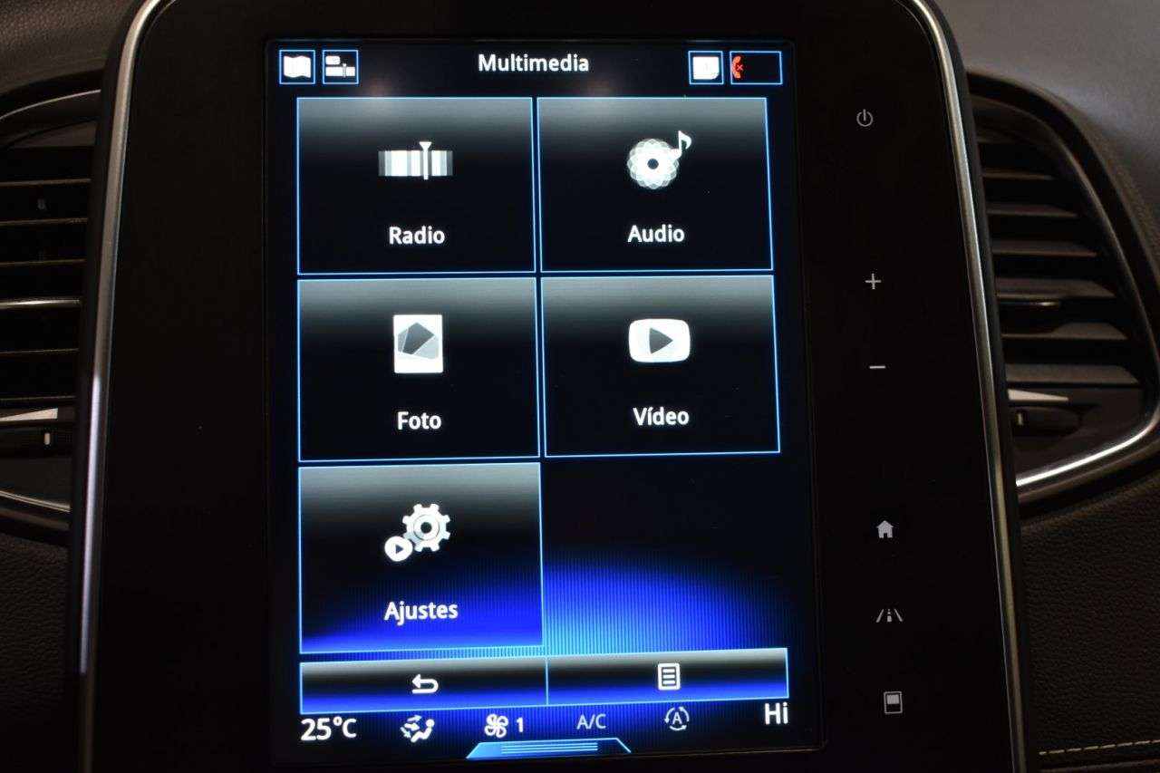 RENAULT SCENIC en Minoautos