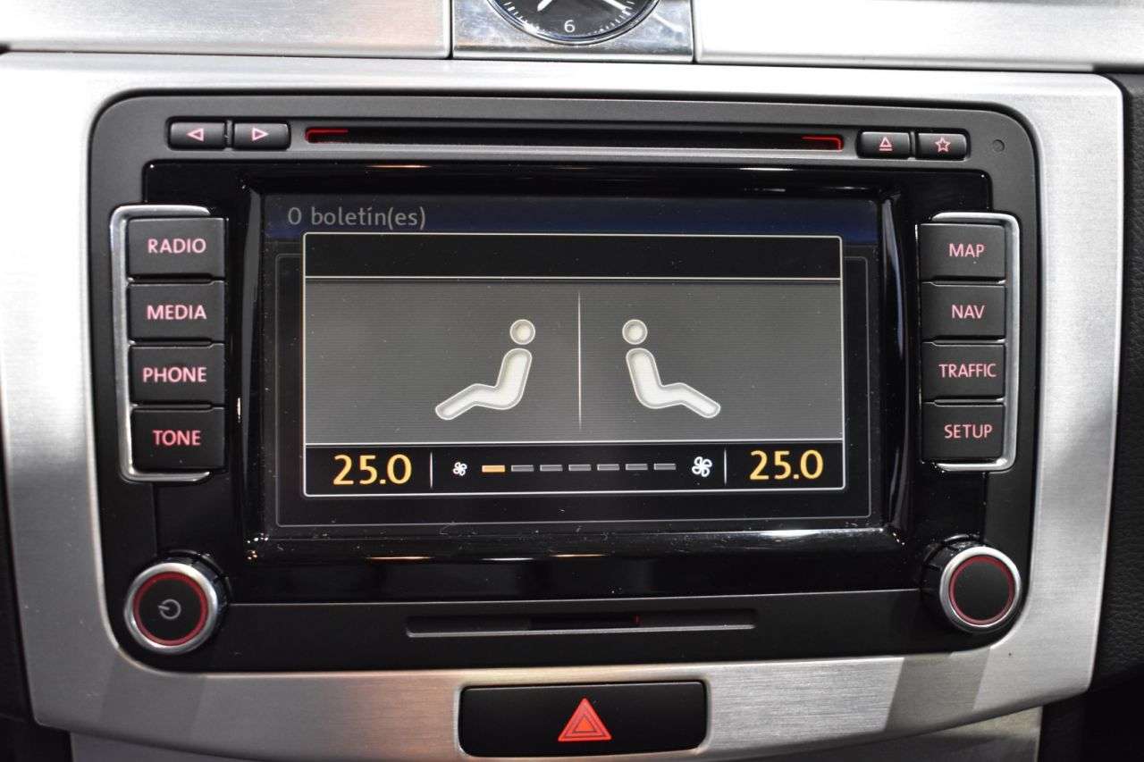 VW PASSAT en Minoautos