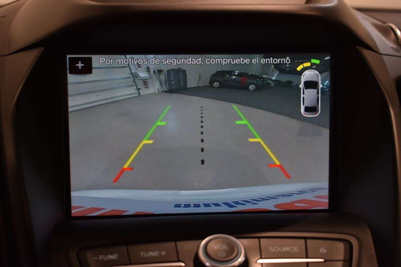 FORD KUGA en Minoautos