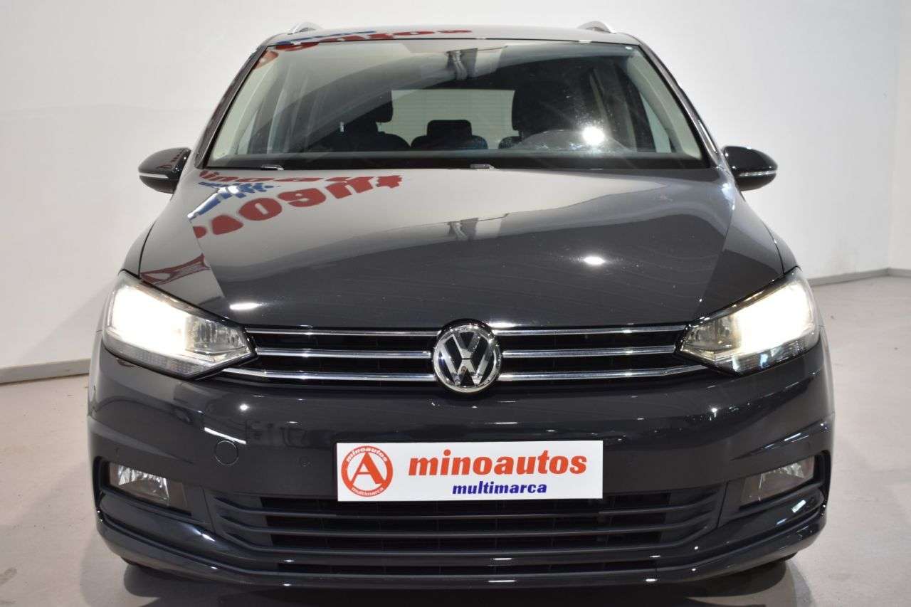 VW TOURAN en Minoautos