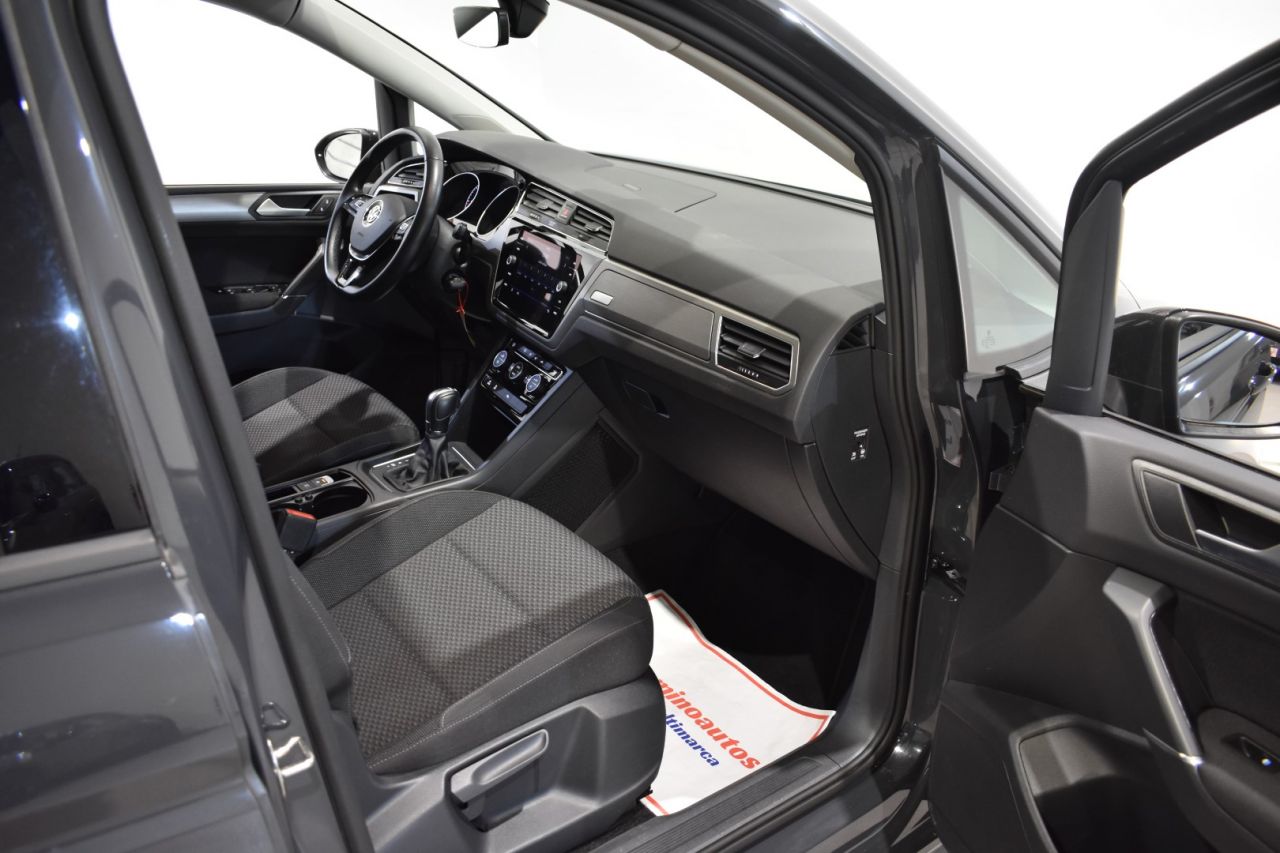 VW TOURAN en Minoautos