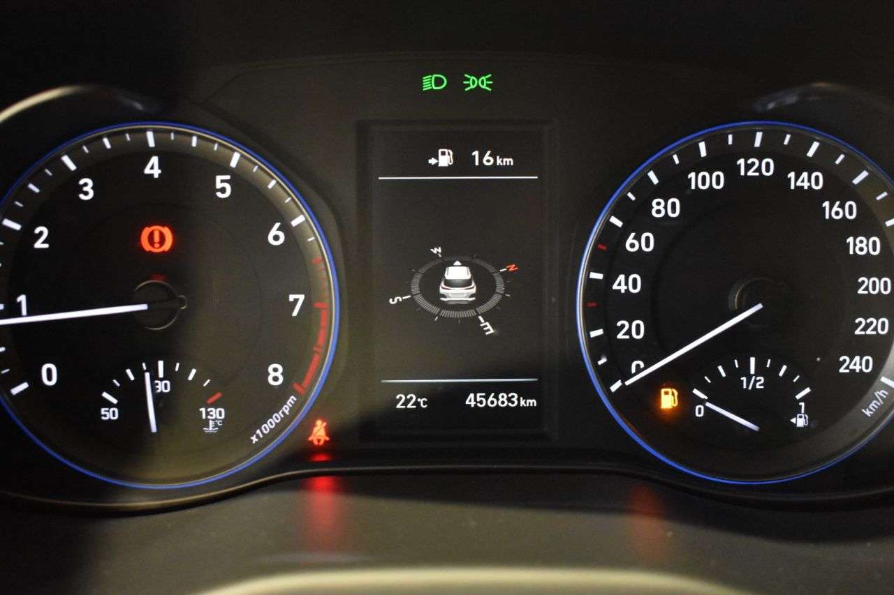 HYUNDAI KONA en Minoautos