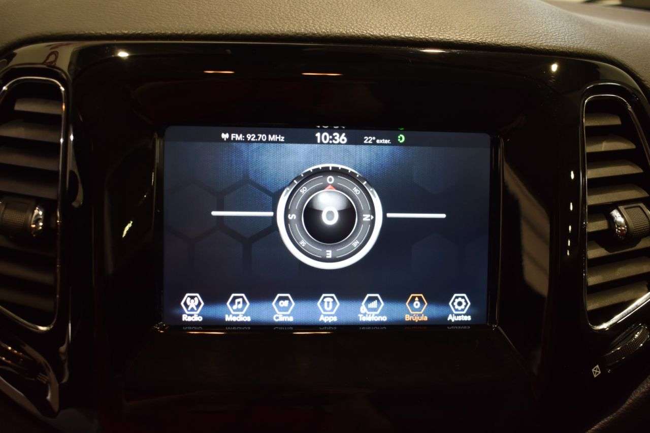 JEEP COMPASS en Minoautos