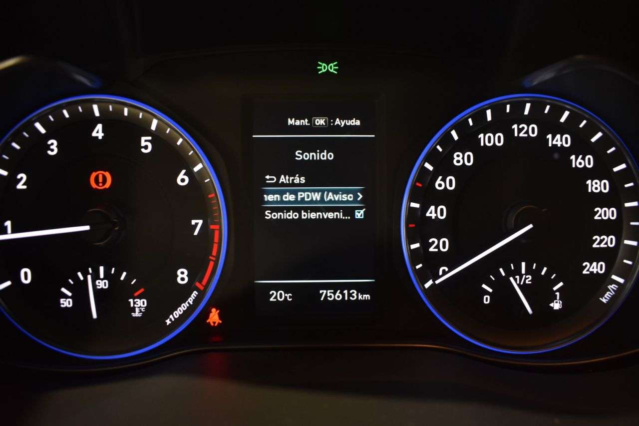 HYUNDAI KONA en Minoautos