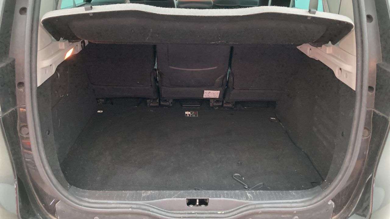 RENAULT SCENIC en Minoautos