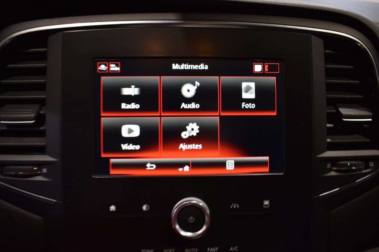 RENAULT MEGANE en Minoautos