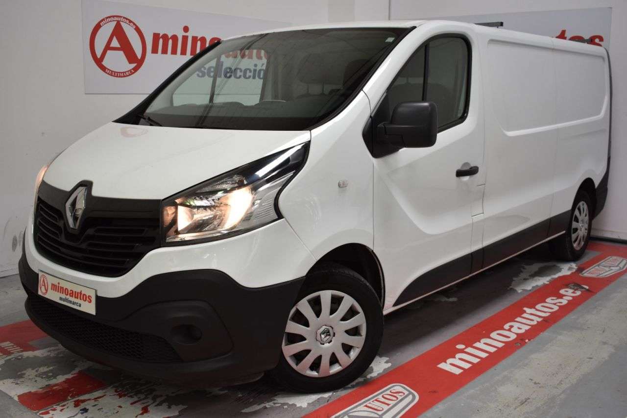 RENAULT TRAFIC en Minoautos