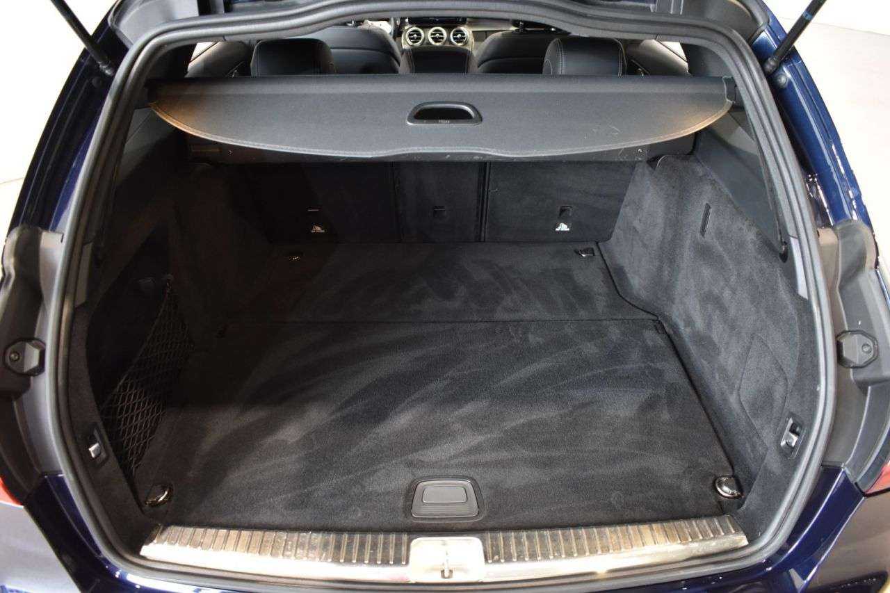 MERCEDES-BENZ CLASE C en Minoautos