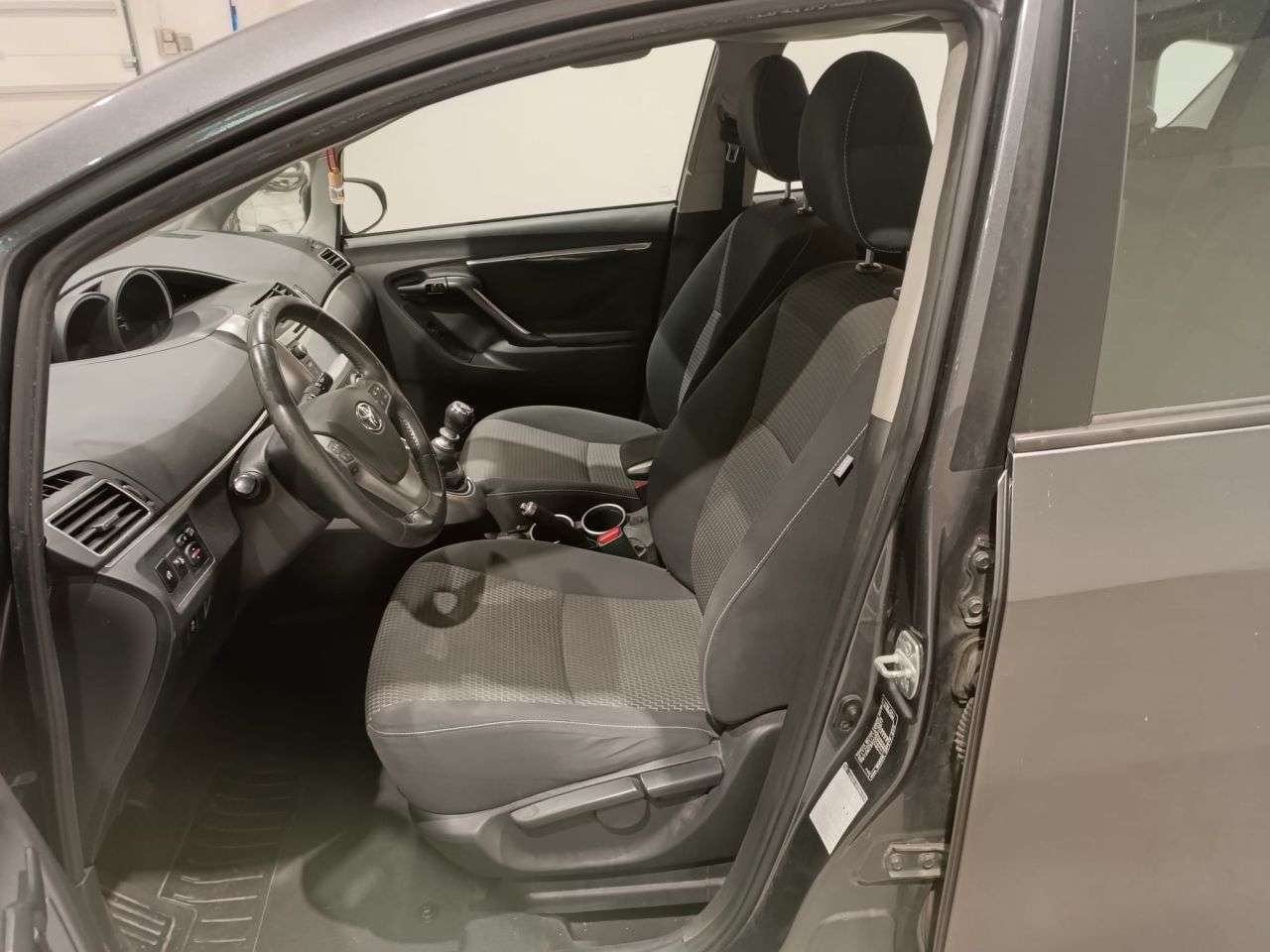 TOYOTA VERSO en Minoautos