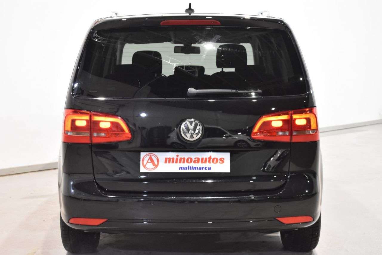 VW TOURAN en Minoautos