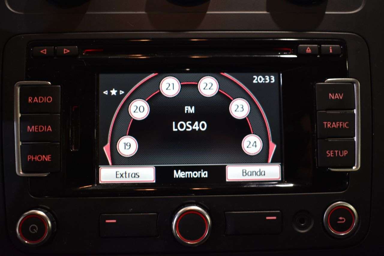 VW TOURAN en Minoautos