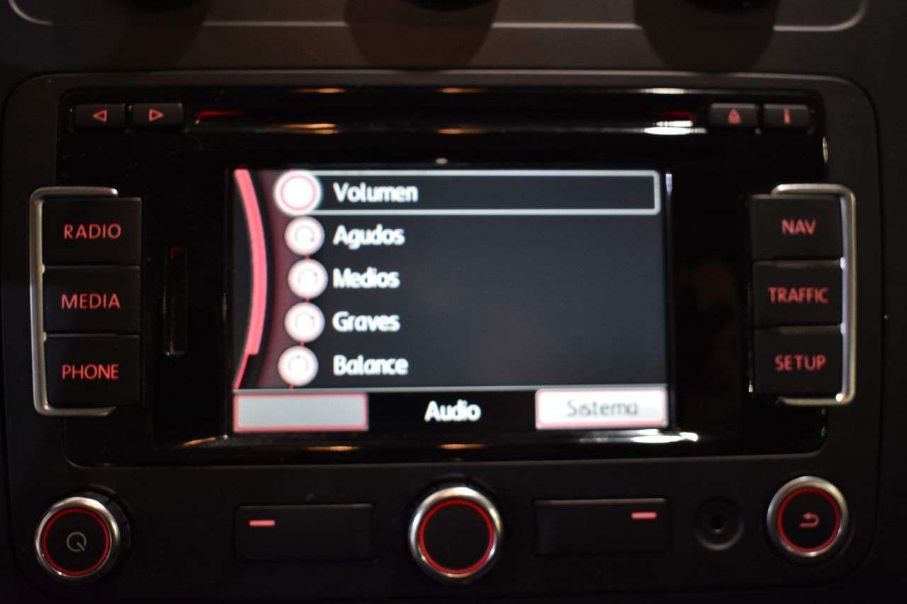 VW TOURAN en Minoautos