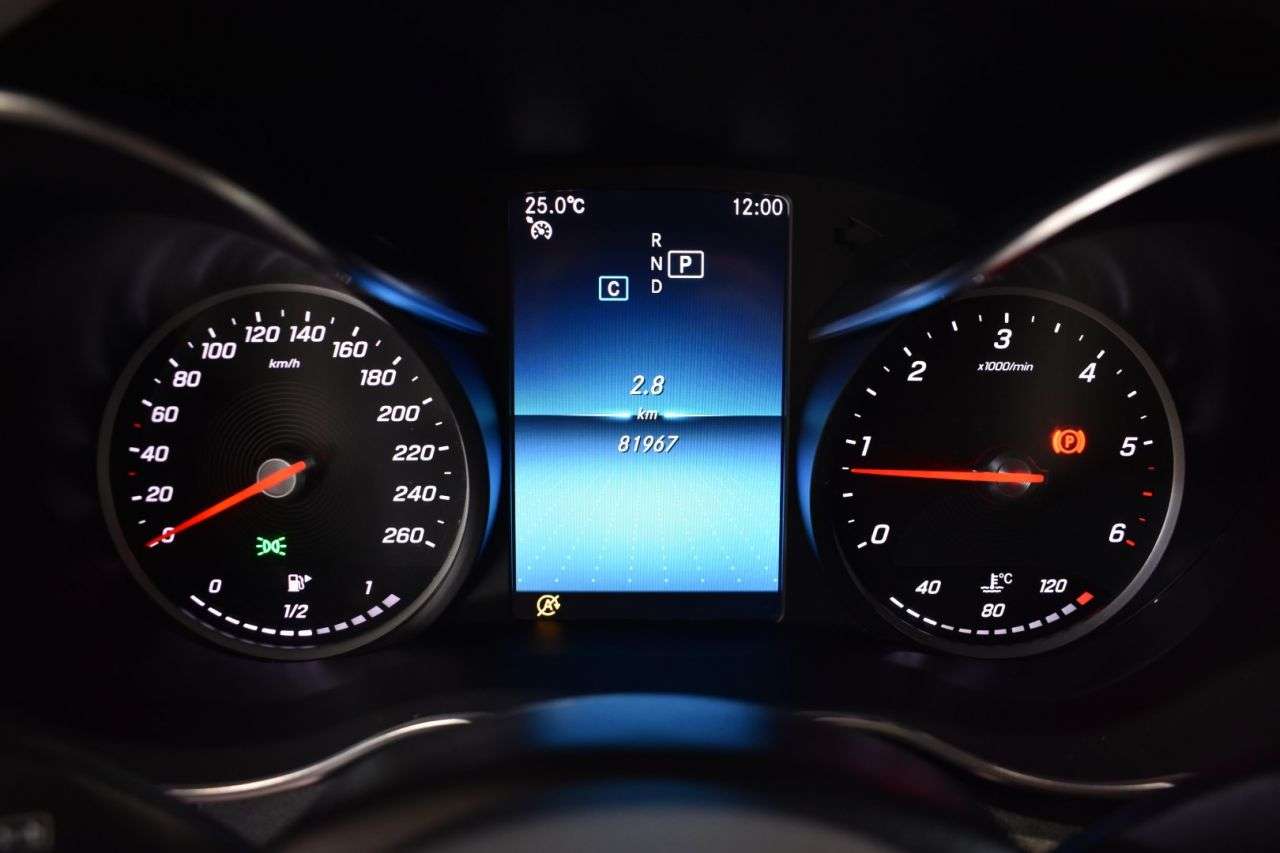 MERCEDES-BENZ CLASE C en Minoautos