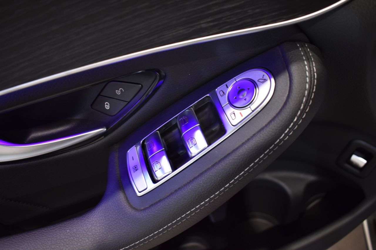 MERCEDES-BENZ GLC COUP� en Minoautos