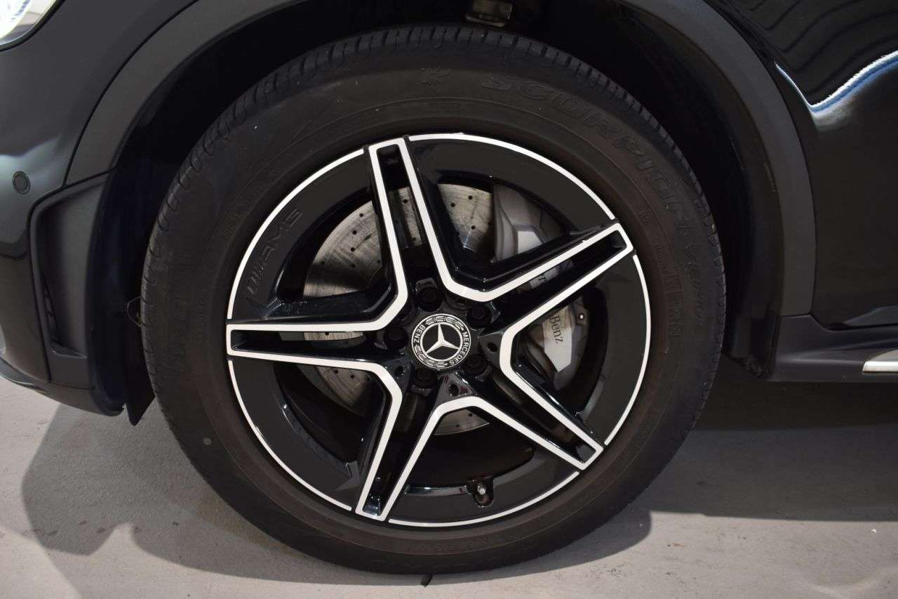 MERCEDES-BENZ GLC COUP� en Minoautos