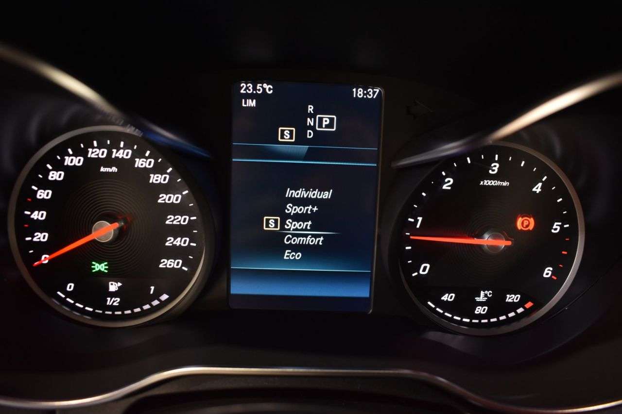 MERCEDES-BENZ CLASE C en Minoautos