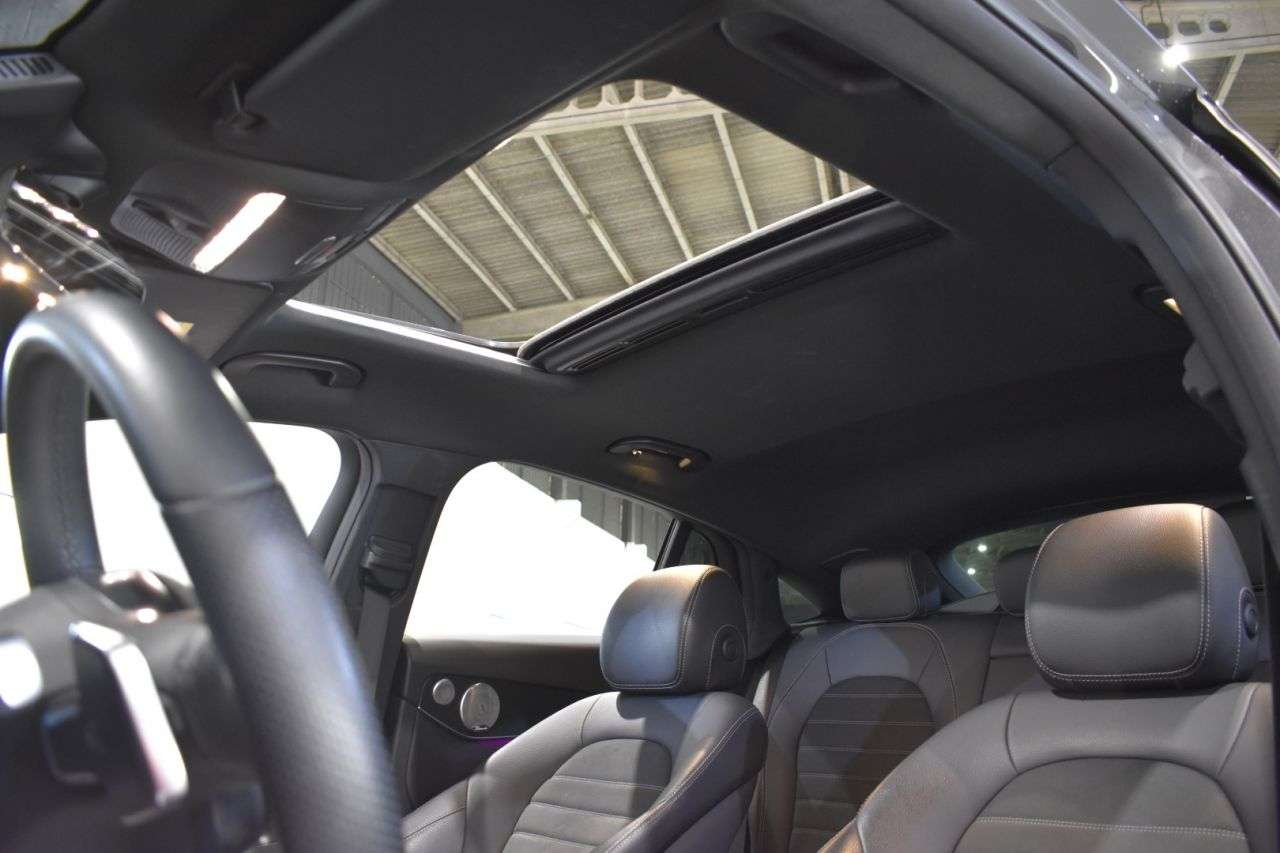 MERCEDES-BENZ CLASE GLC COUP� en Minoautos