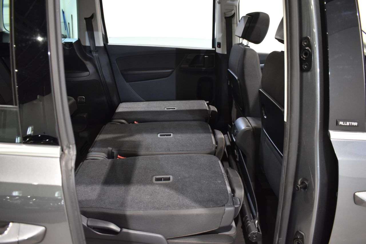 VW SHARAN en Minoautos