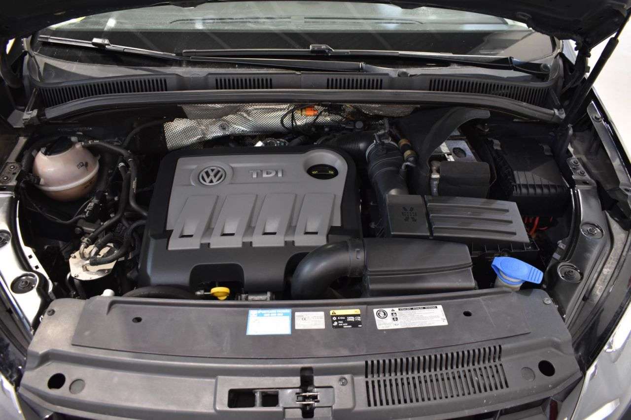 VW SHARAN en Minoautos