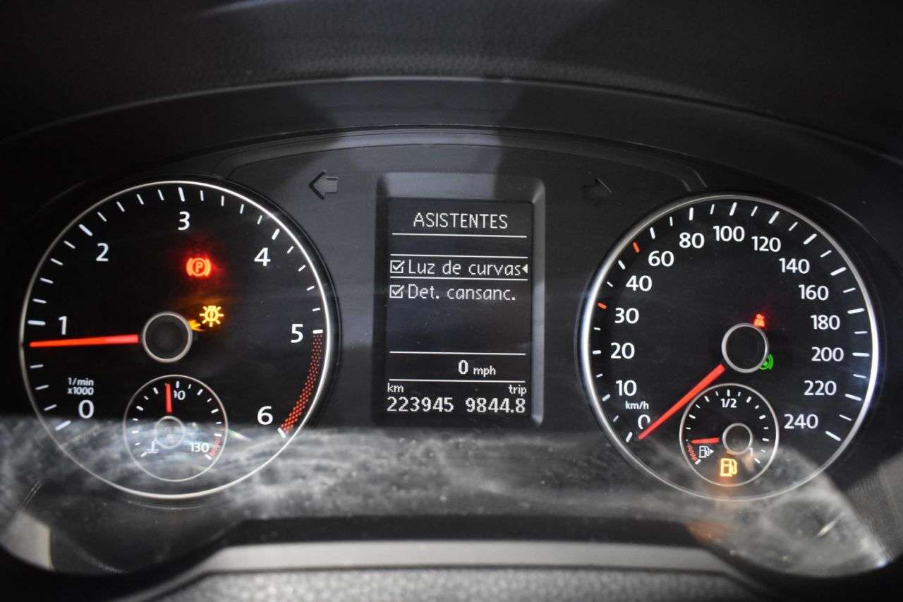 VW SHARAN en Minoautos