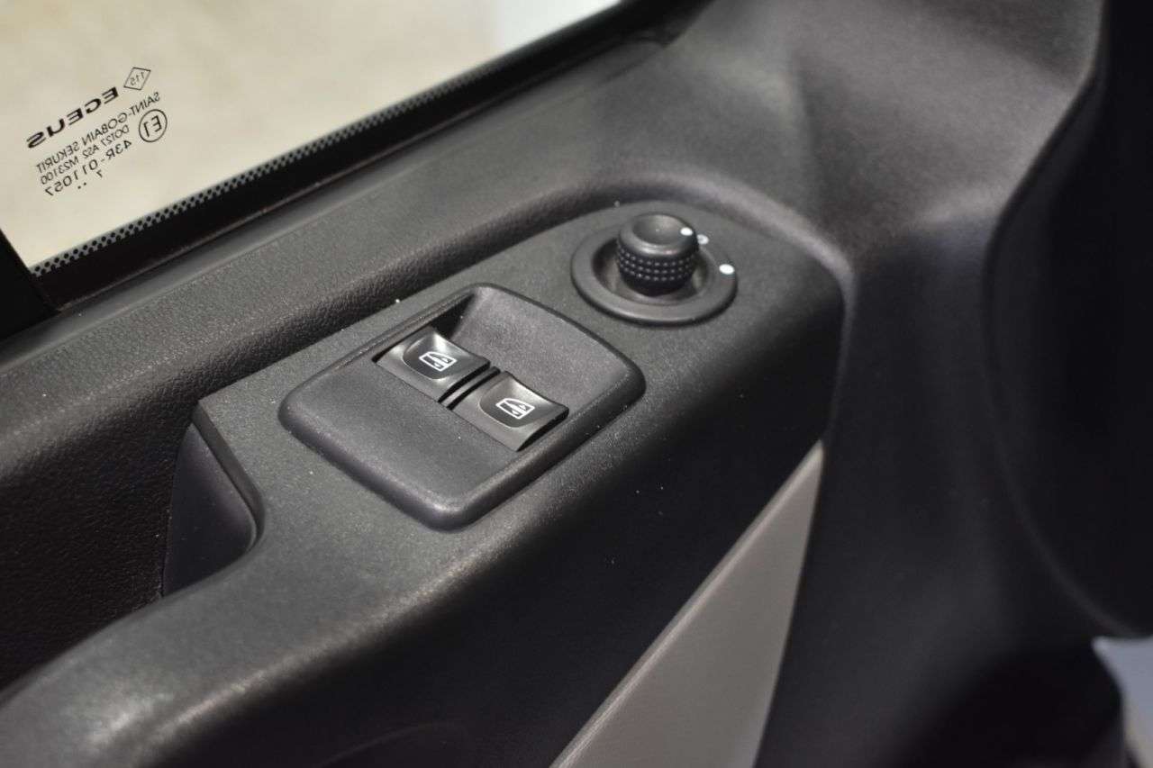 RENAULT TRAFIC en Minoautos