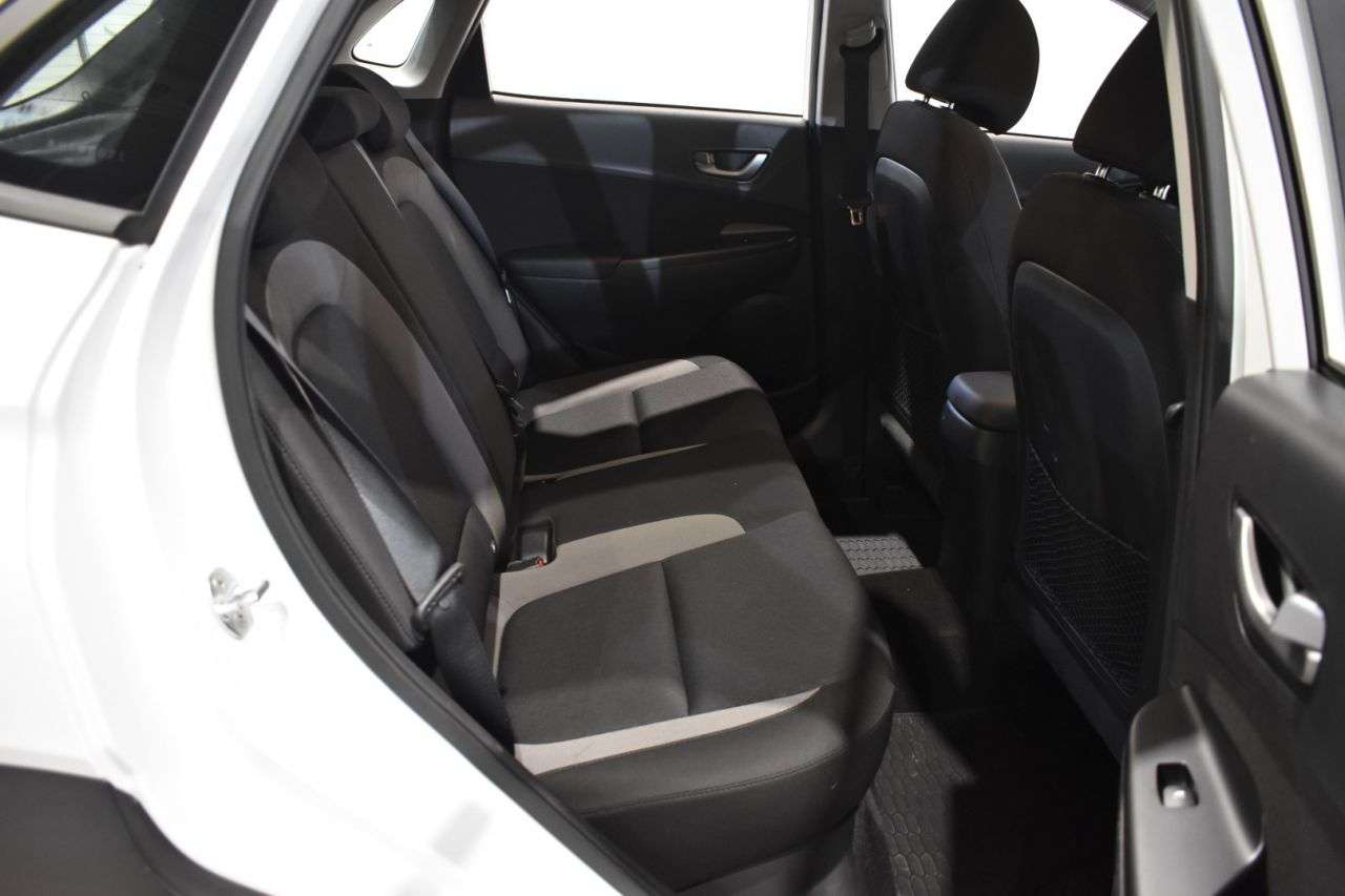 HYUNDAI KONA en Minoautos