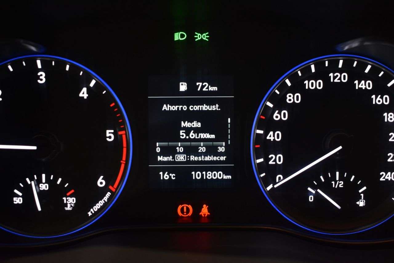 HYUNDAI KONA en Minoautos