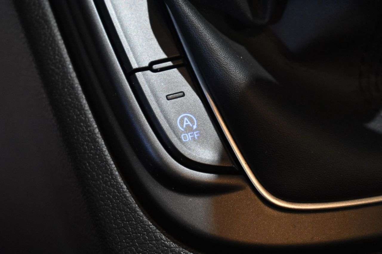 HYUNDAI KONA en Minoautos