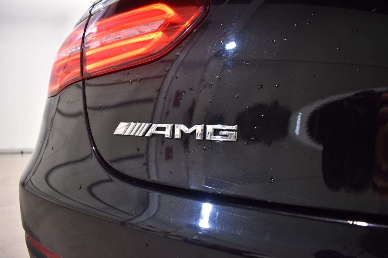 MERCEDES-BENZ CLASE GLC COUP� en Minoautos