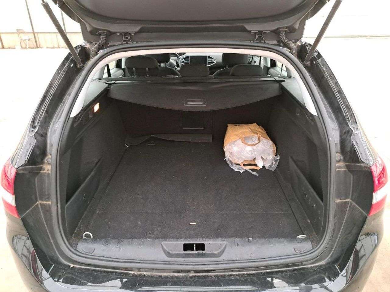 PEUGEOT 308 SW en Minoautos