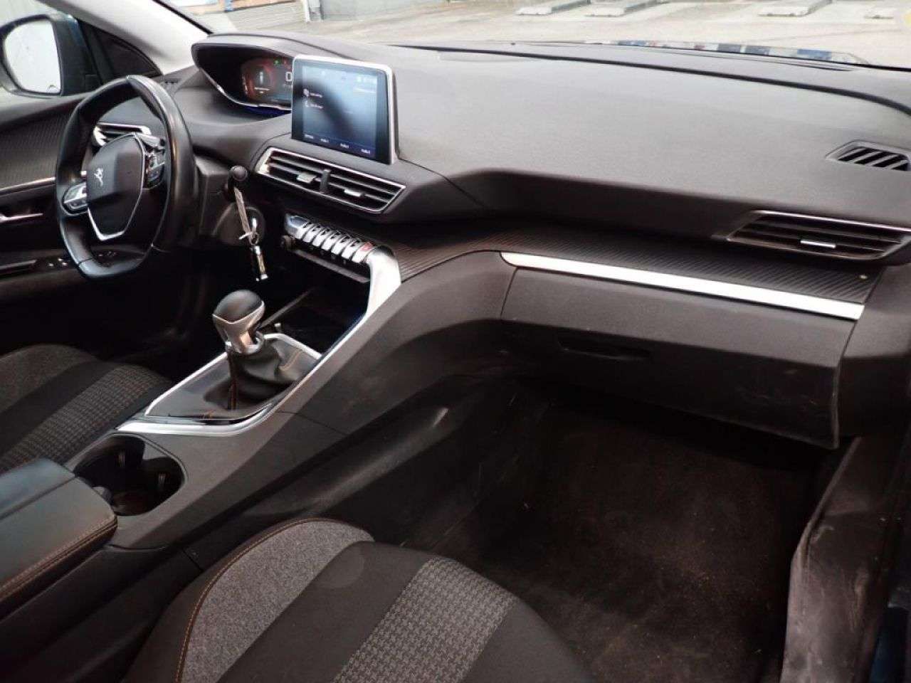 PEUGEOT 5008 en Minoautos