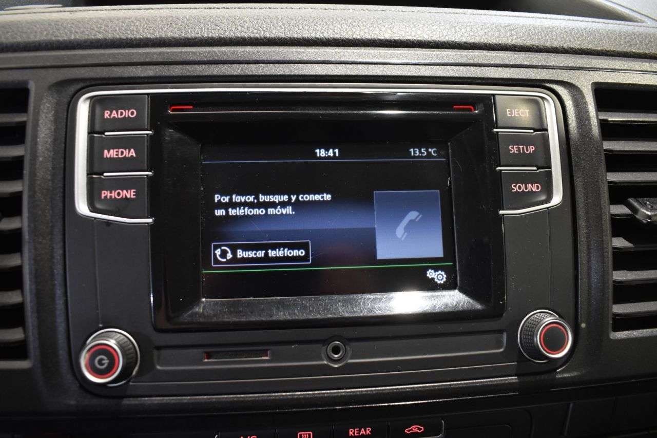 VW CARAVELLE en Minoautos