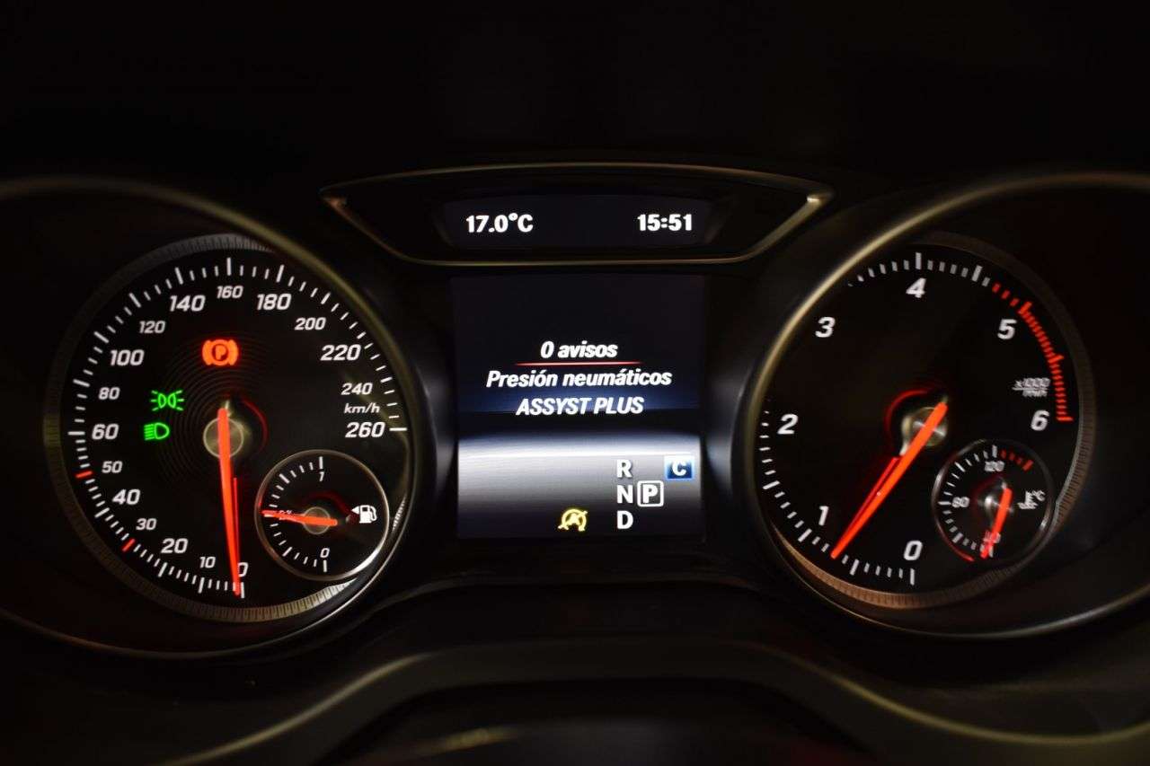 MERCEDES-BENZ CLASE CLA en Minoautos