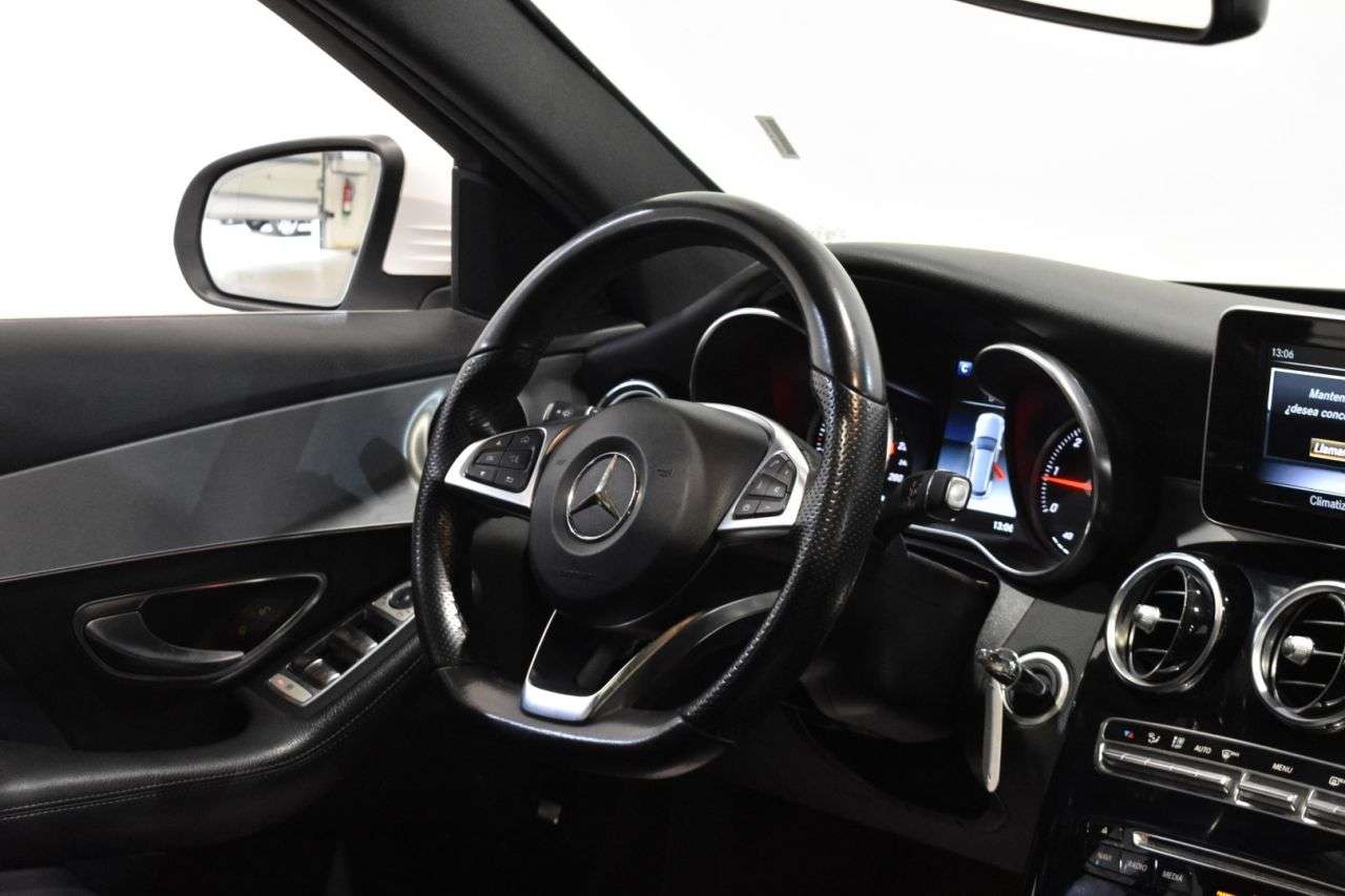 MERCEDES-BENZ CLASE C en Minoautos