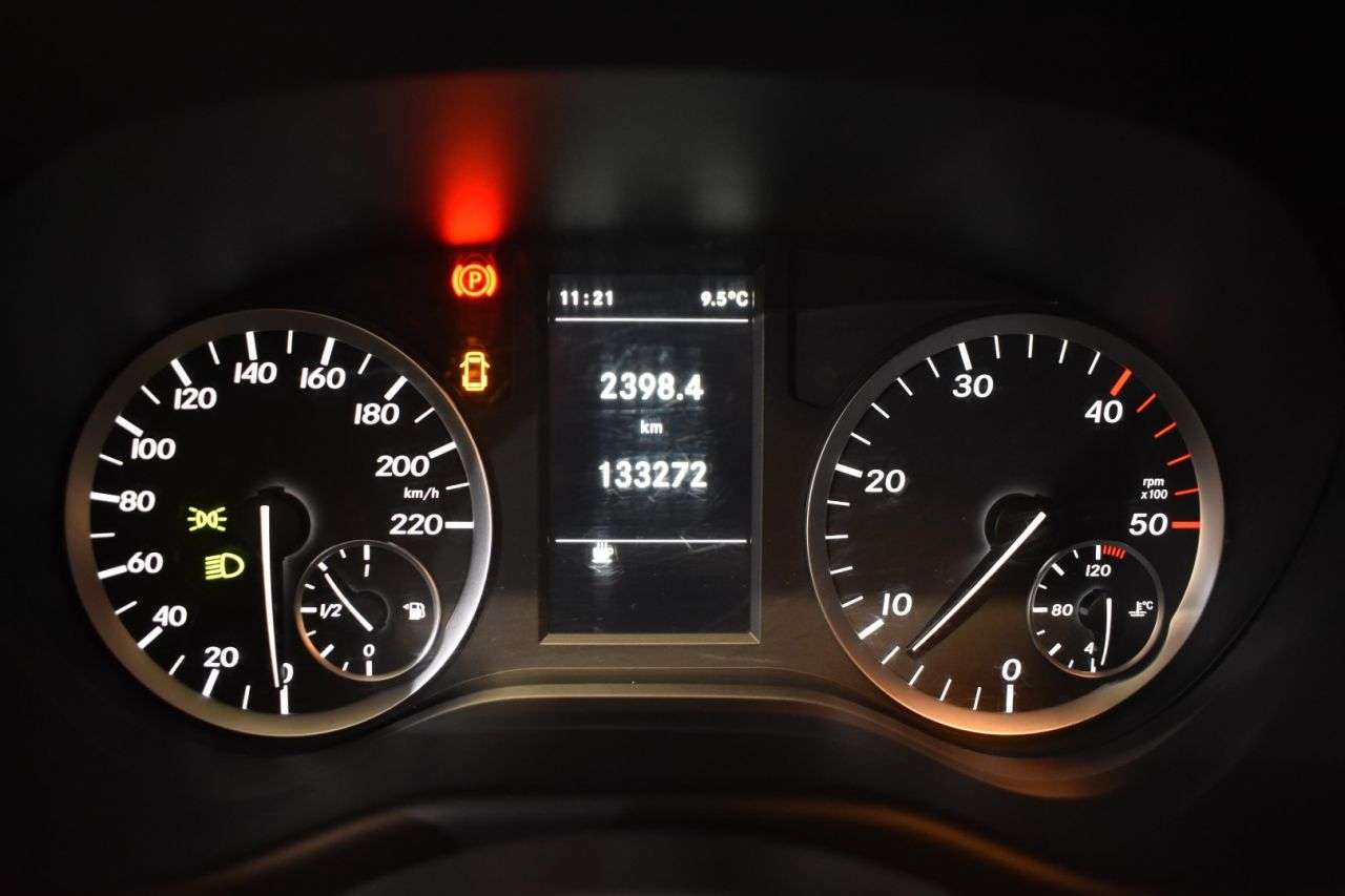 MERCEDES-BENZ VITO TOURER en Minoautos