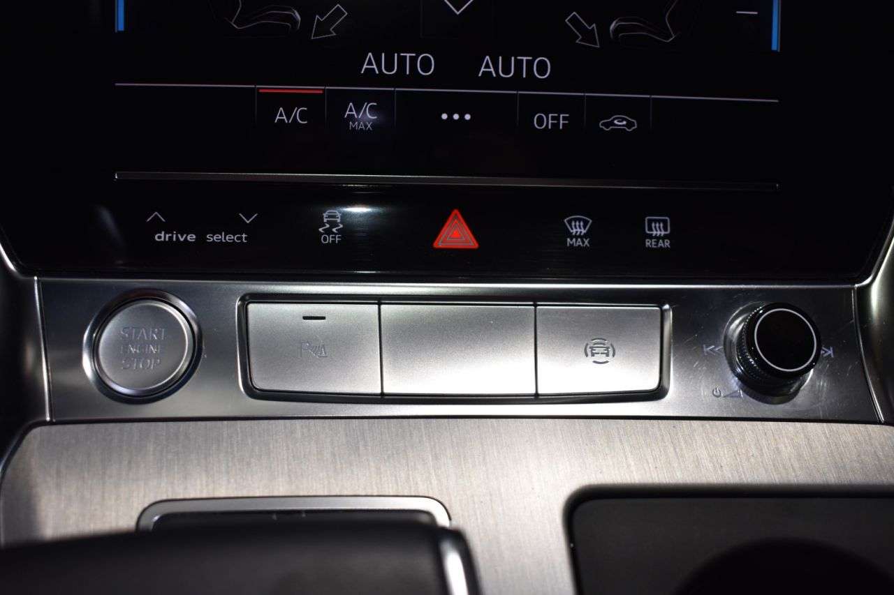 AUDI A6 AVANT en Minoautos