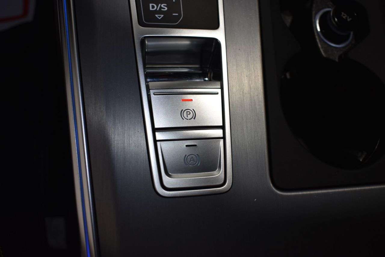 AUDI A6 AVANT en Minoautos