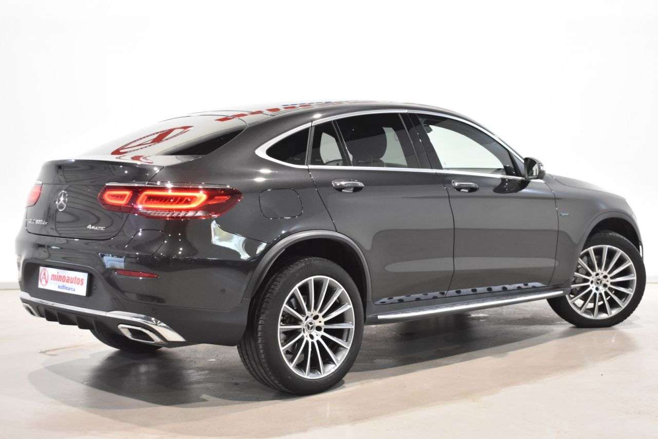 MERCEDES-BENZ CLASE GLC COUP� en Minoautos