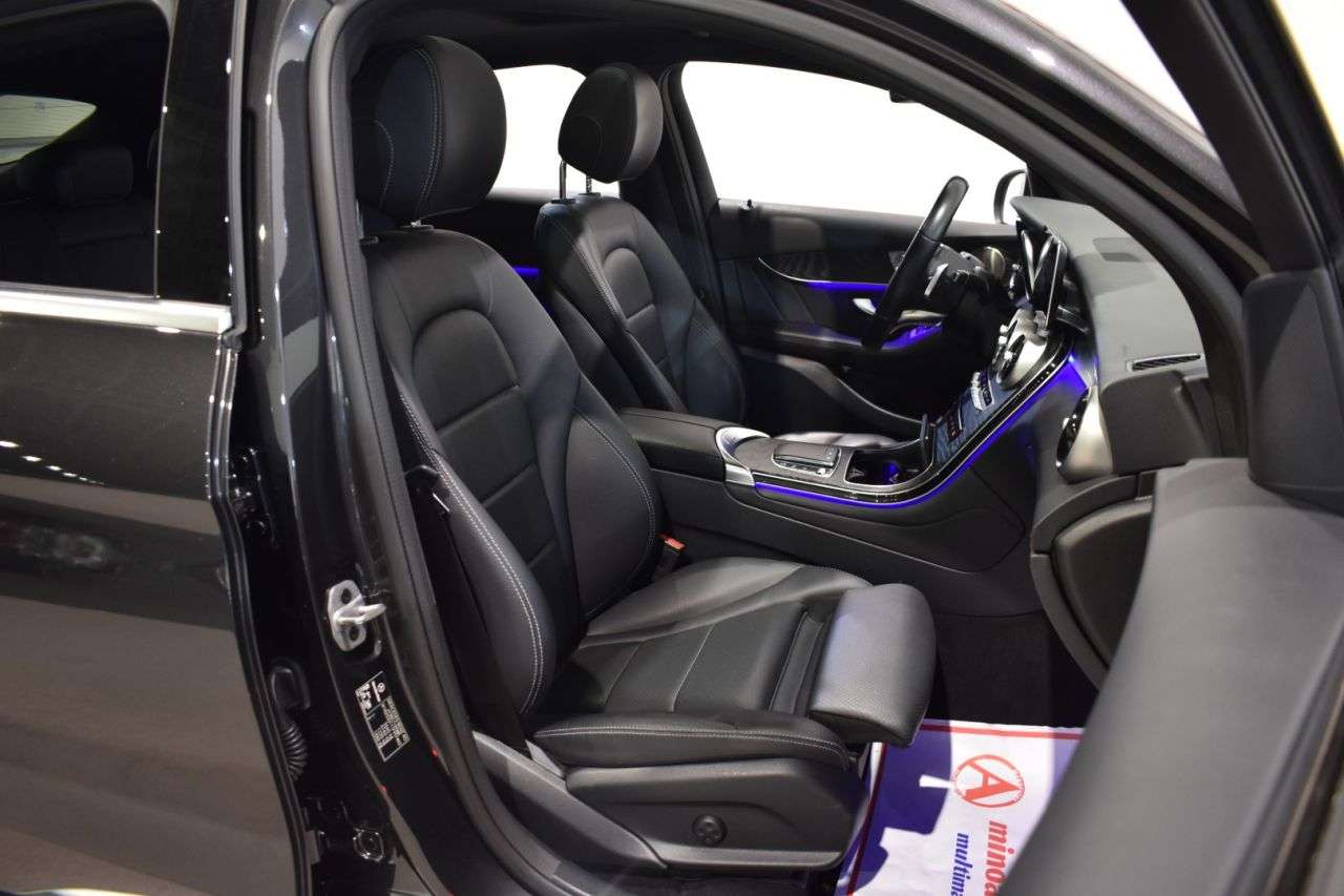 MERCEDES-BENZ CLASE GLC COUP� en Minoautos