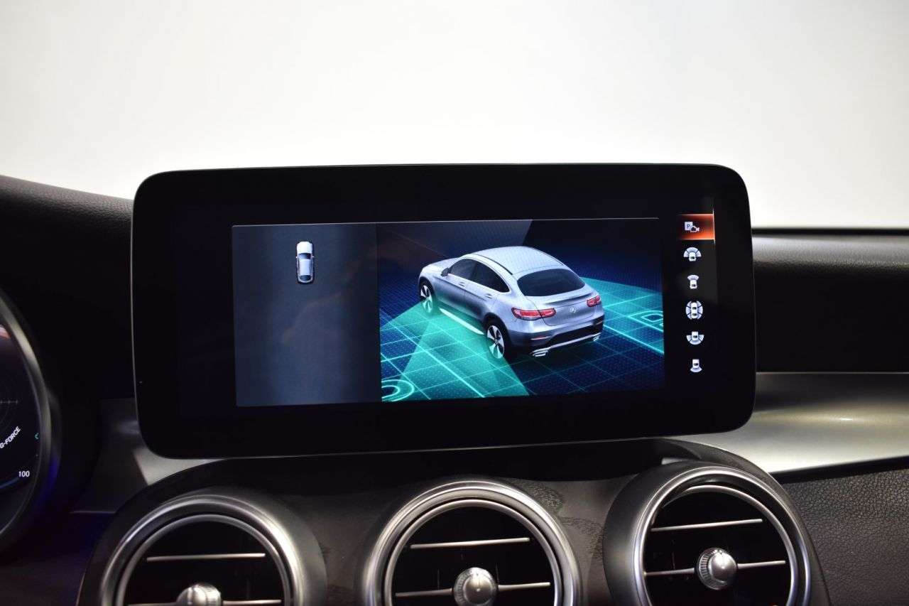 MERCEDES-BENZ CLASE GLC COUP� en Minoautos