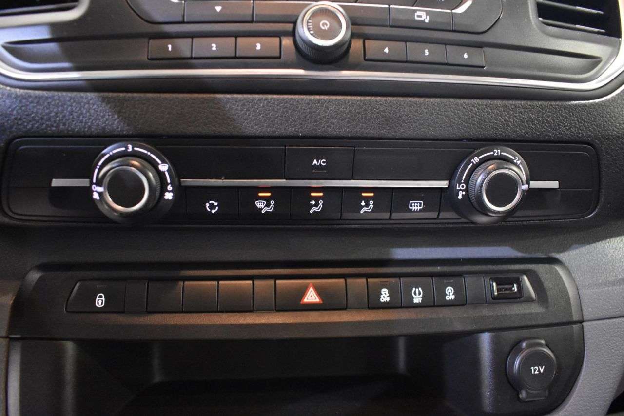 PEUGEOT EXPERT en Minoautos