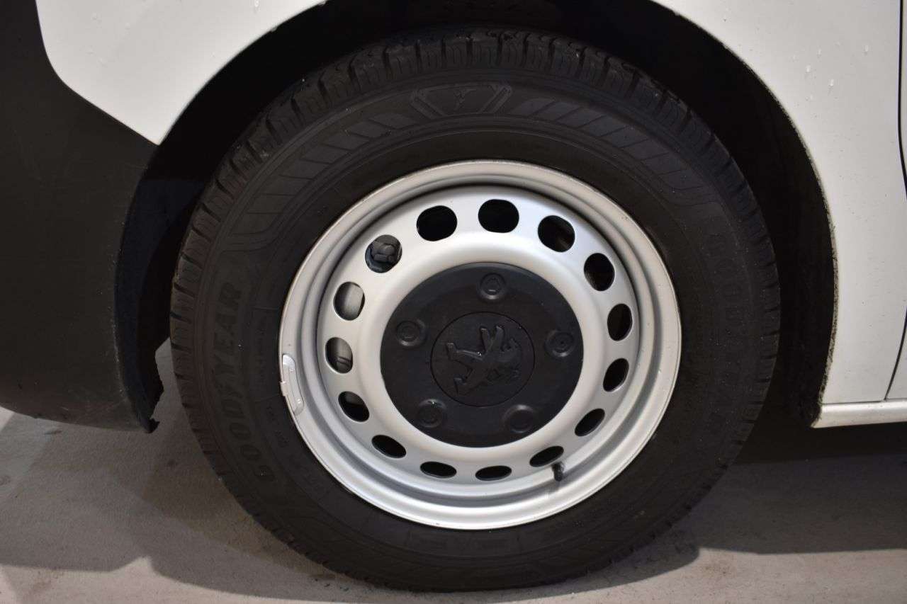 PEUGEOT EXPERT en Minoautos