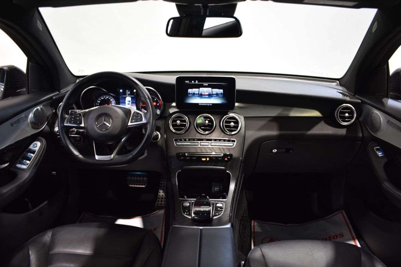 MERCEDES-BENZ GLC COUP� en Minoautos