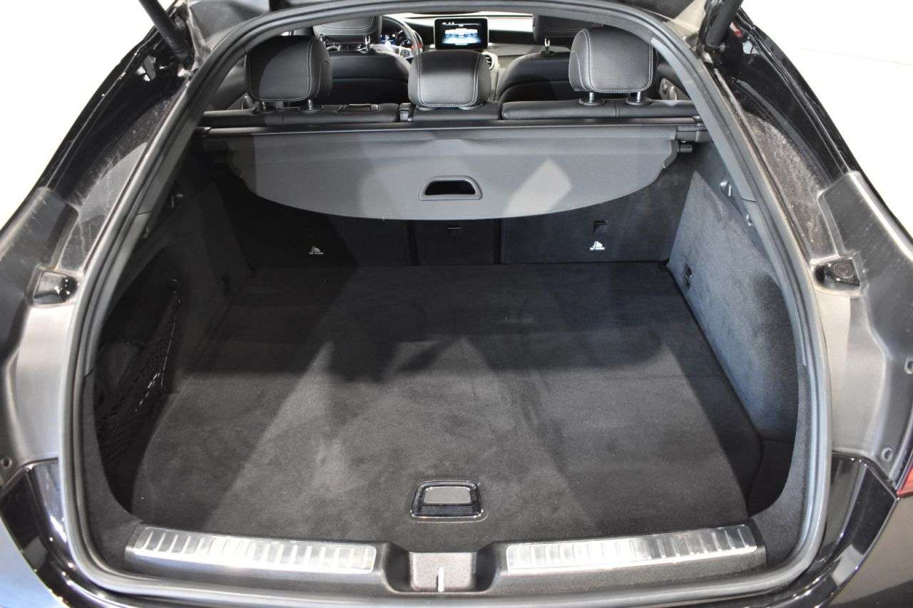 MERCEDES-BENZ GLC COUP� en Minoautos