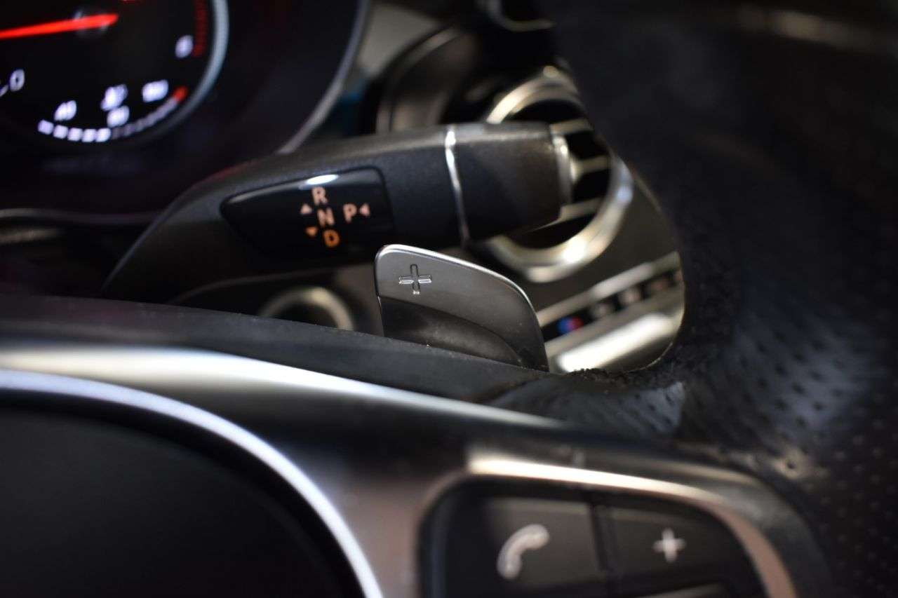 MERCEDES-BENZ GLC COUP� en Minoautos