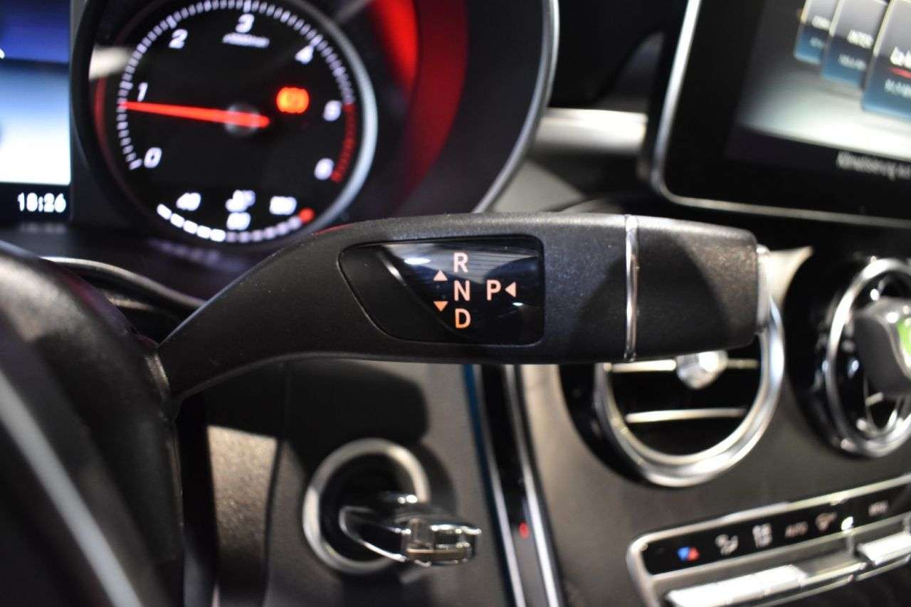 MERCEDES-BENZ GLC COUP� en Minoautos