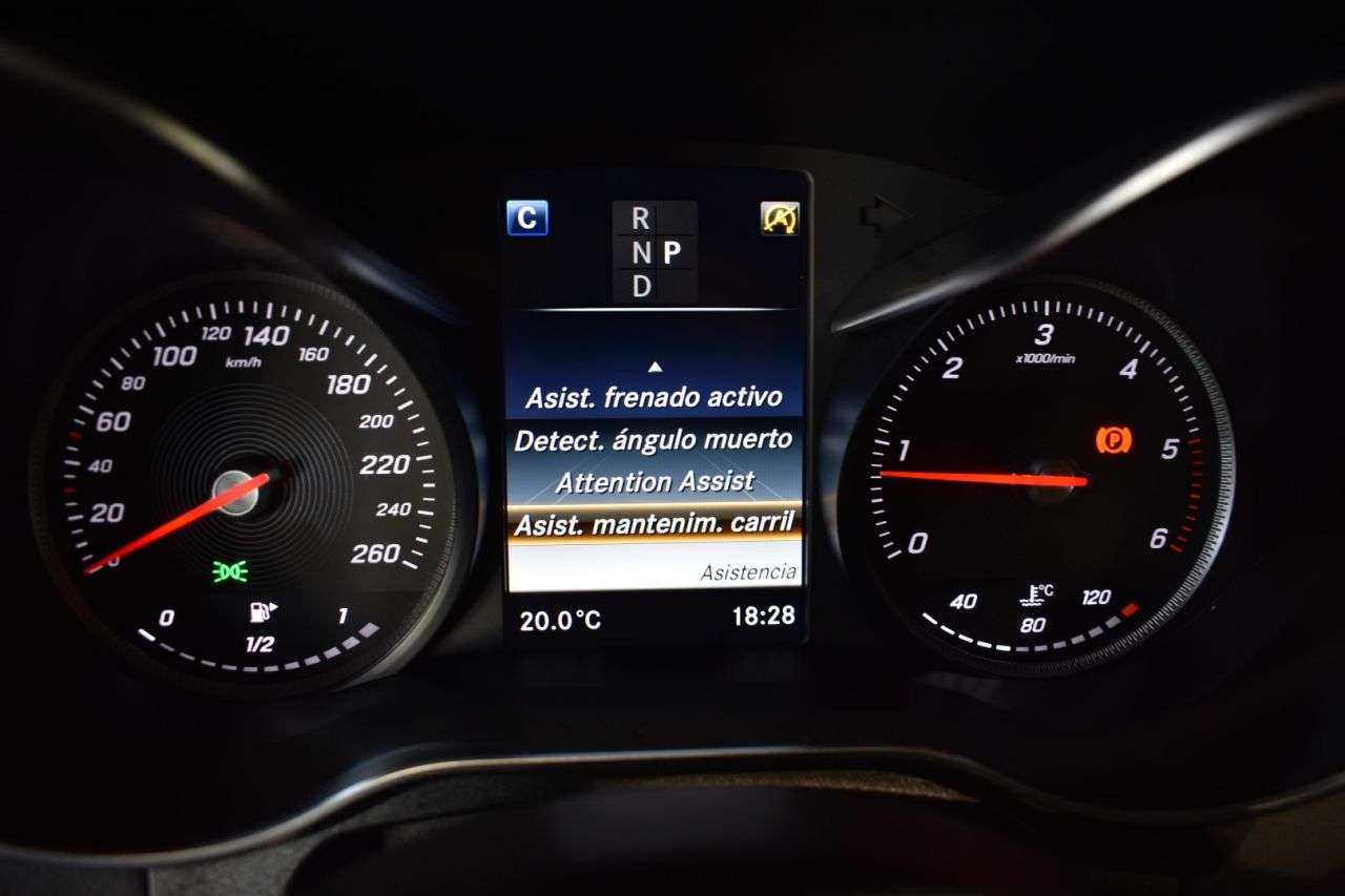 MERCEDES-BENZ GLC COUP� en Minoautos