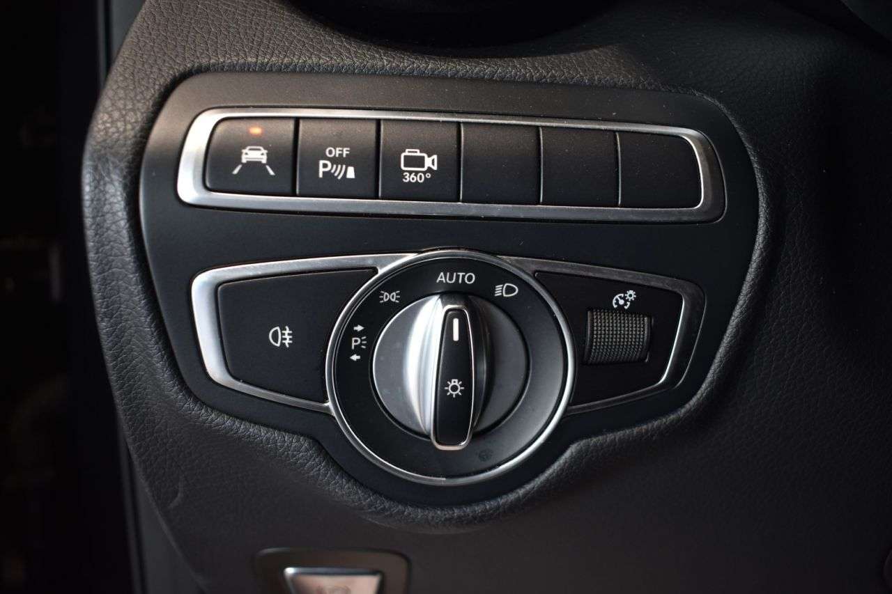 MERCEDES-BENZ GLC COUP� en Minoautos